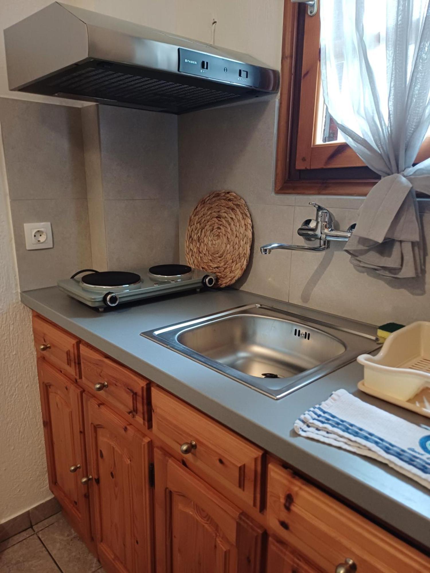 Nikolaos Studios Apartments Скопелос Экстерьер фото