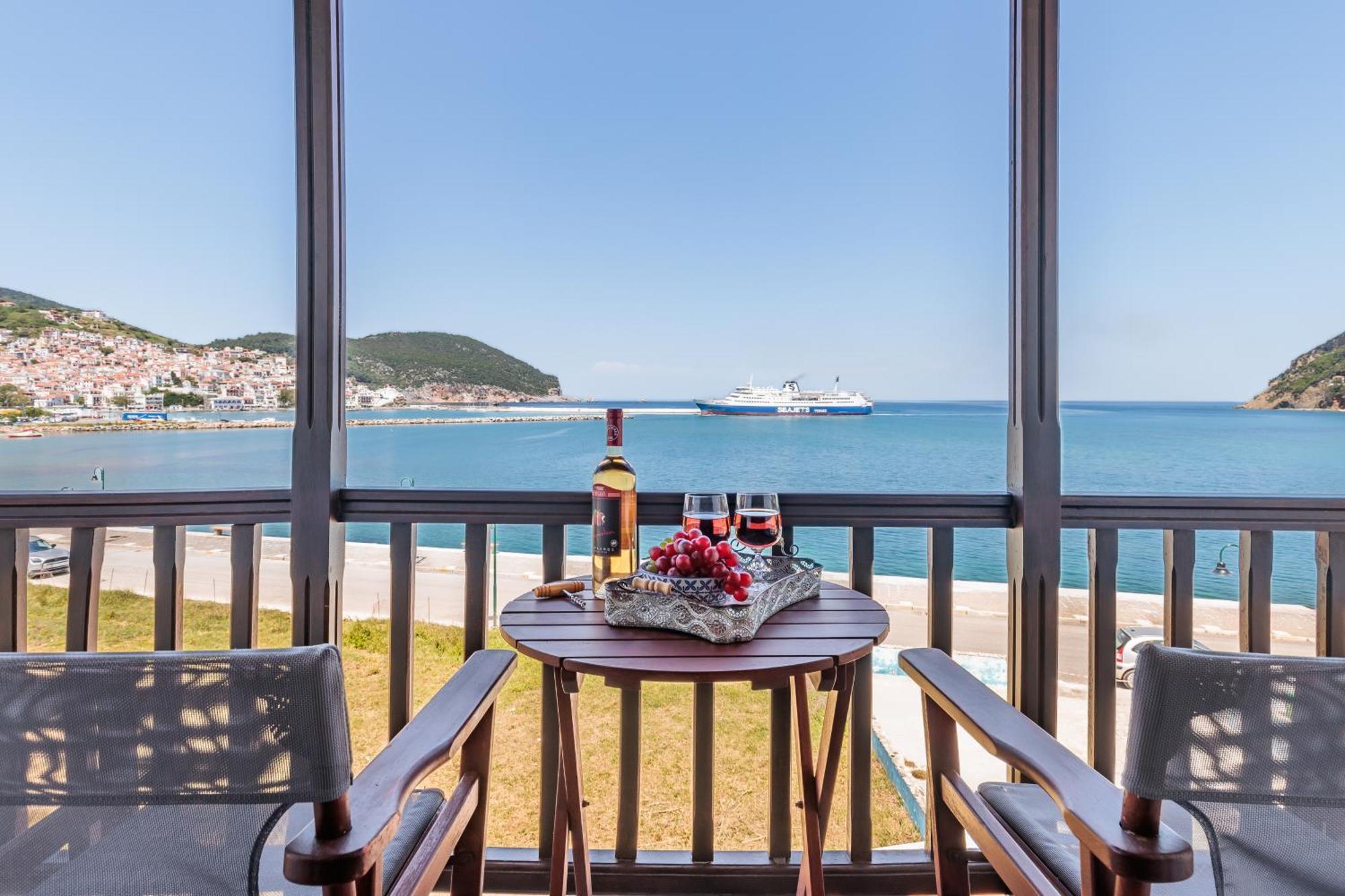 Nikolaos Studios Apartments Скопелос Экстерьер фото